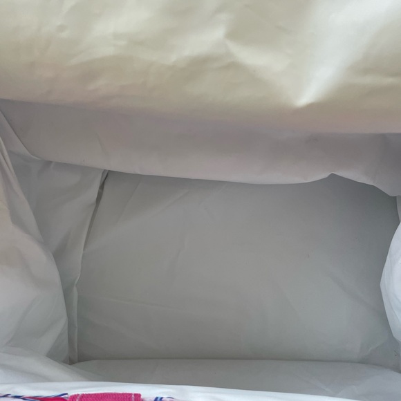 Lilly Pulitzer cooler/Beachbag - Picture 5 of 5